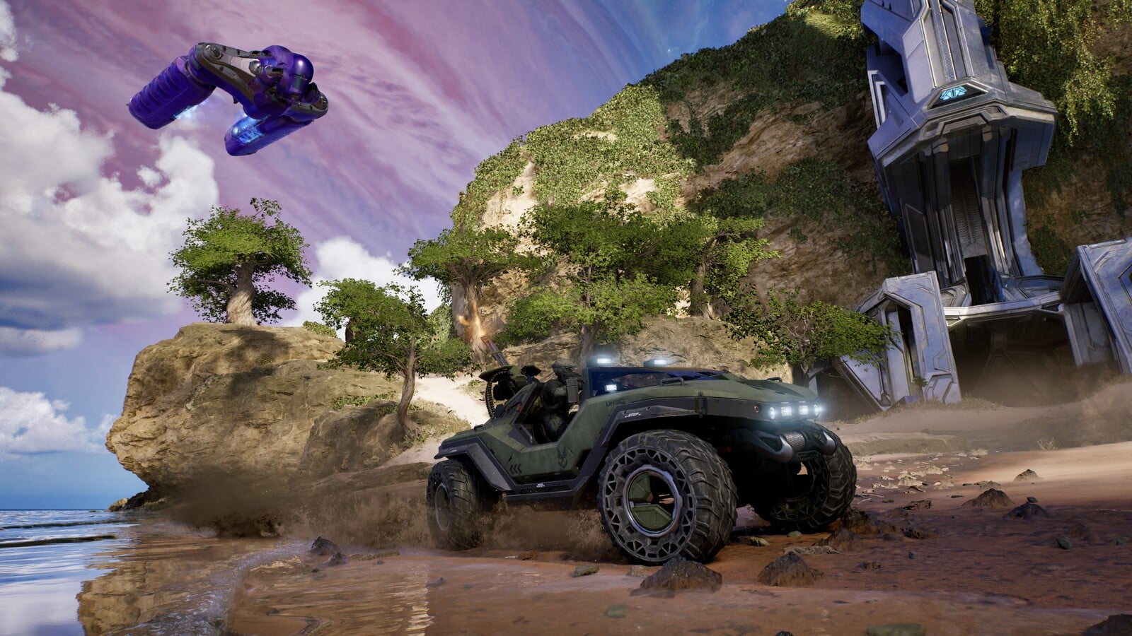 Halo Campaign Evolved Warthog battle — available on PC, Xbox, and PlayStation 5