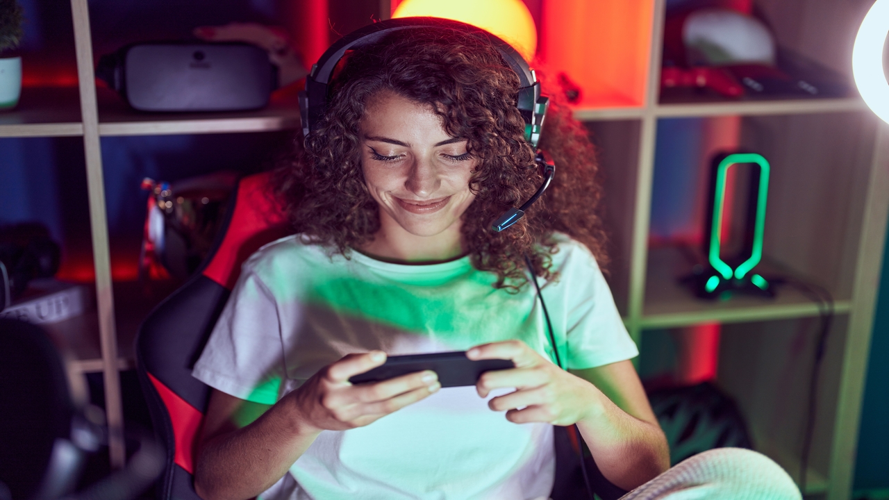 The rise of "casual session" gaming: Slots, puzzle games and arcade throwbacks